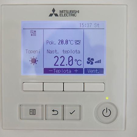 Luxury Apartment In City Centrum By Ota Group Pozsony Kültér fotó