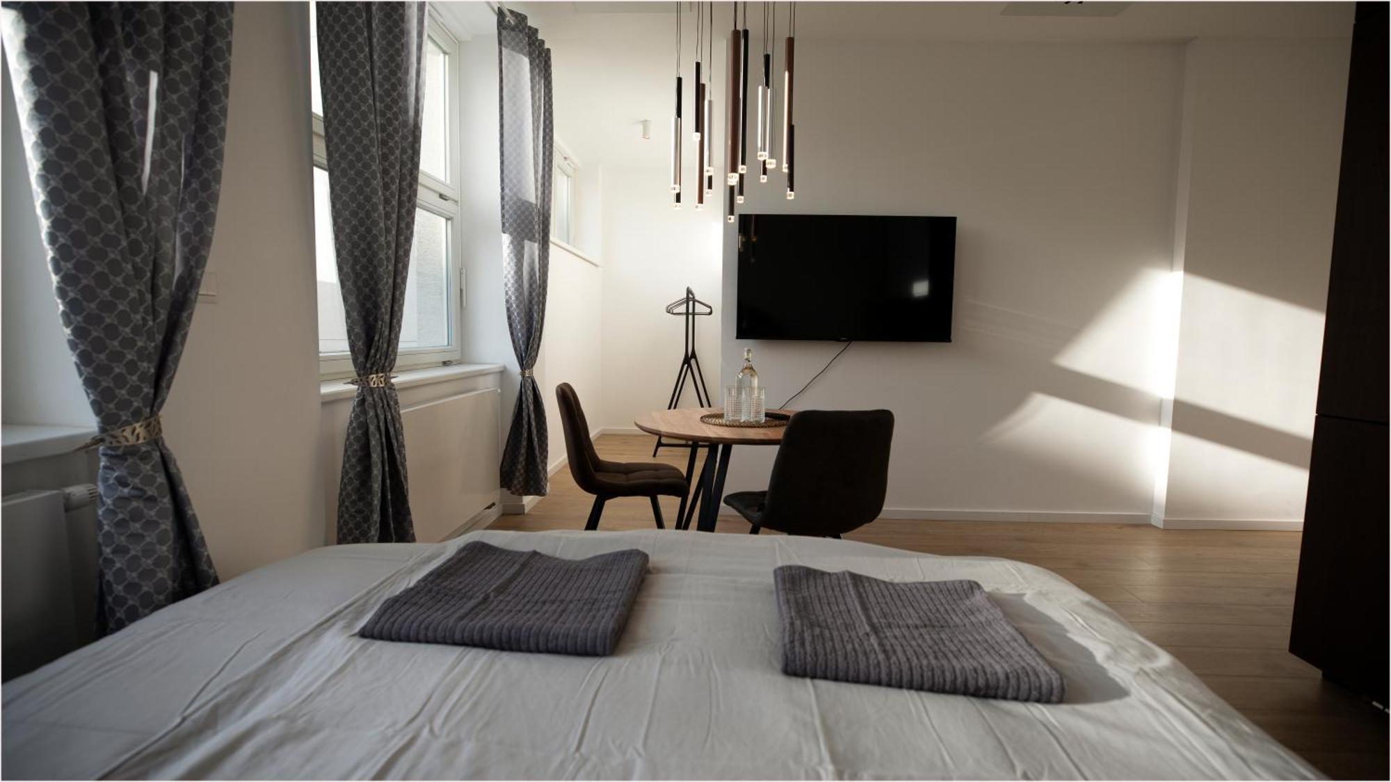 Luxury Apartment In City Centrum By Ota Group Pozsony Kültér fotó